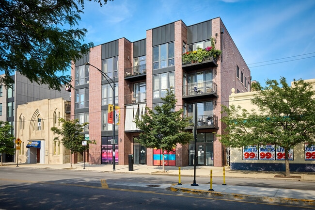 Building Photo - 5139 N Broadway Rental
