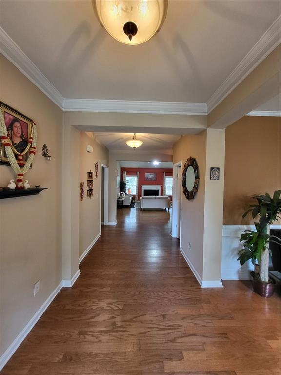 Photo - 2435 Huddlestone Way