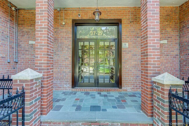 Photo - 37-27 86th St Unit 6N