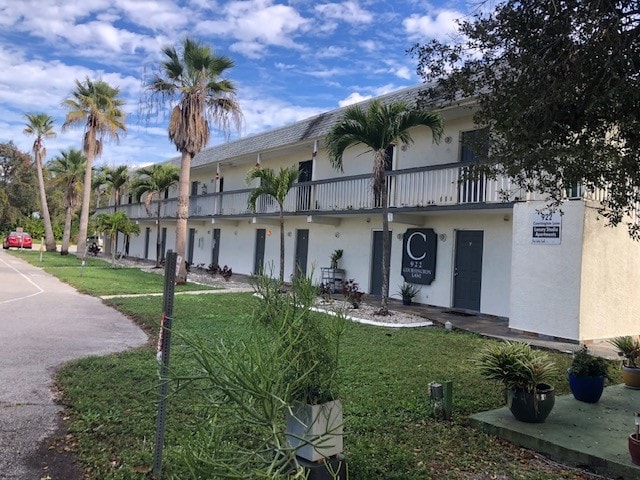 Photo - 922 Courting Ln Unit N