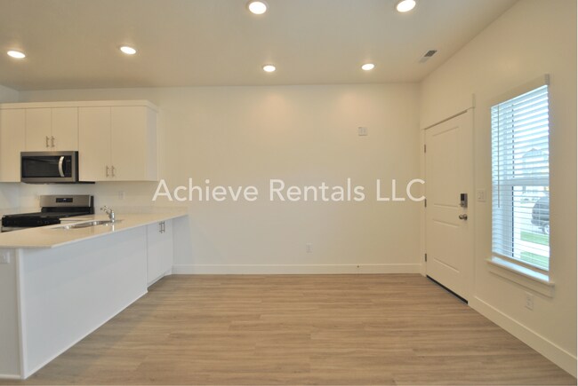 Photo - 1219 W 1870 S