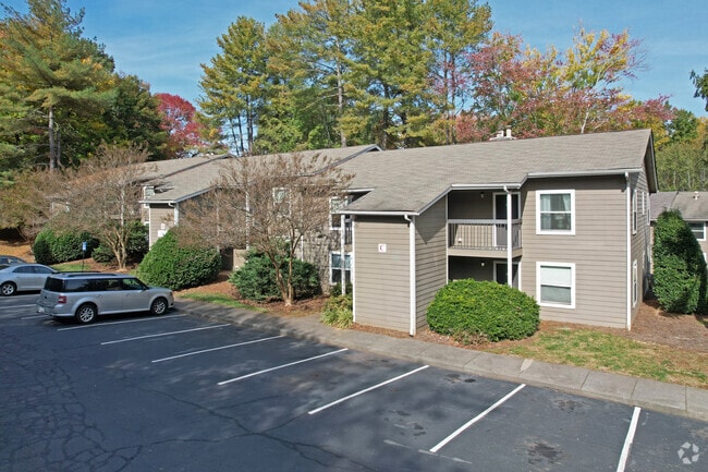 Hunt Club Apartments