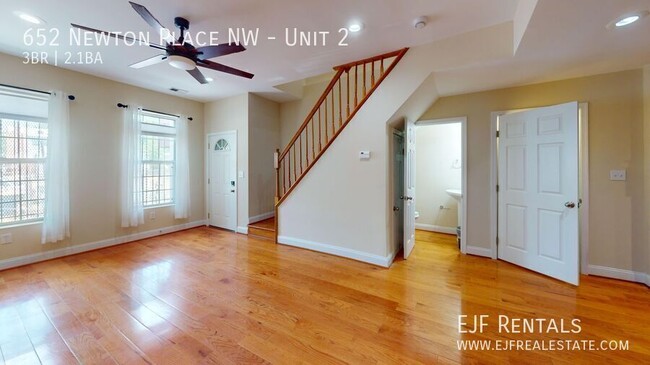 Photo - 652 Newton Pl NW Unit 2