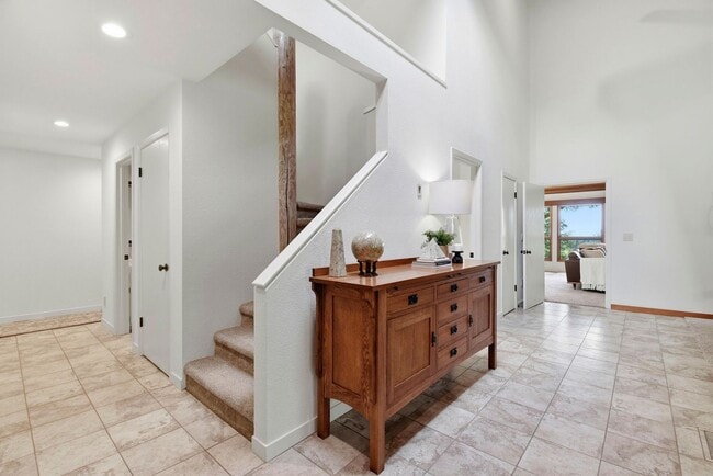 Photo - 4730 Woodcliff Ct