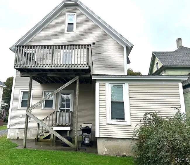 Photo - 12 E Main St Unit 1