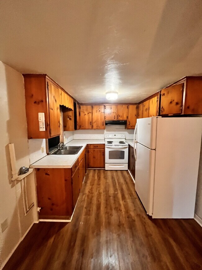 Photo - Ground level apartment! New flooring throu...