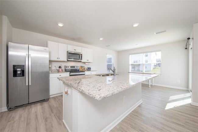 Photo - Like New Detached Home in New Kent