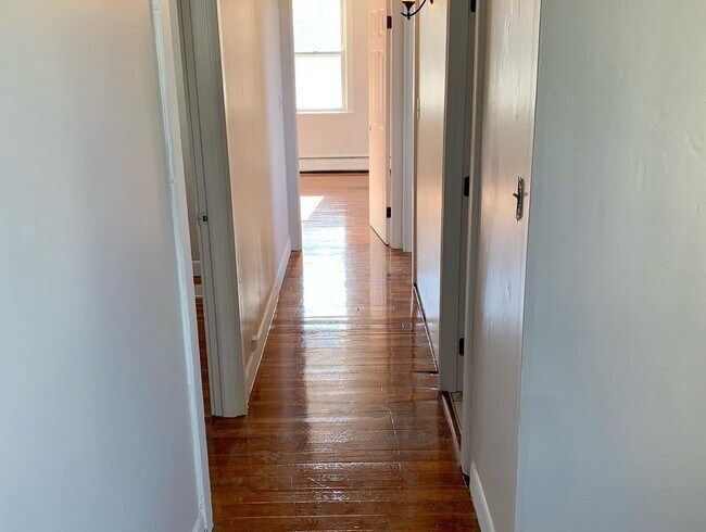 Photo - 37 Fowle St