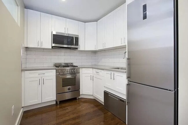 99 Suffolk St Unit 4B