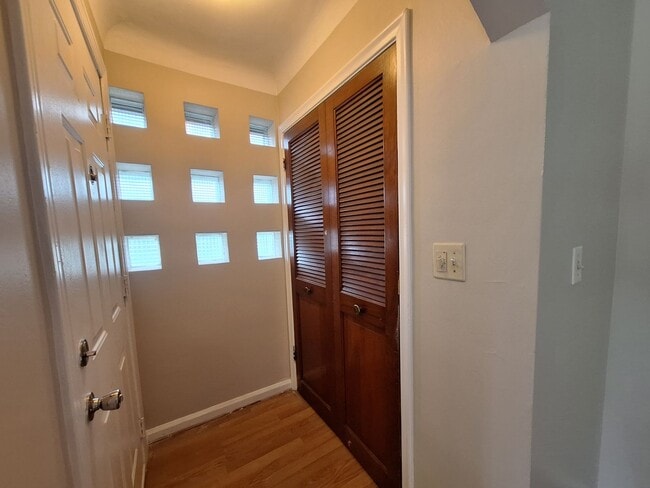 Photo - 16969 Stephens Rd