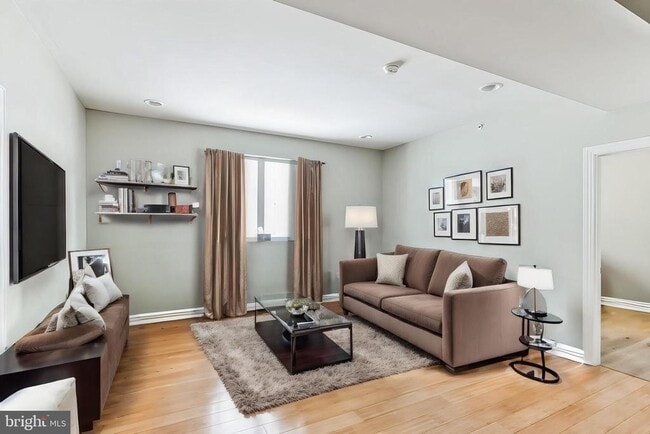 Photo - 331 N 40th St Apartamento Unidad 2C
