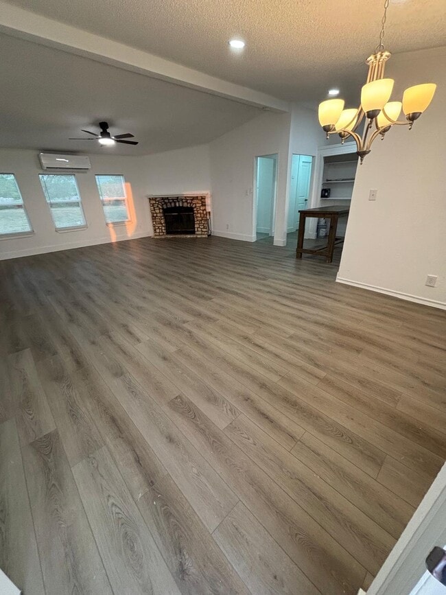 Photo - 13349 Friendship Rd