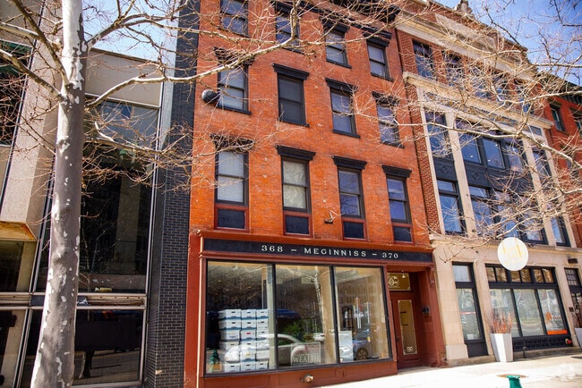 Building Photo - 368 Broadway Unit 2 Rental