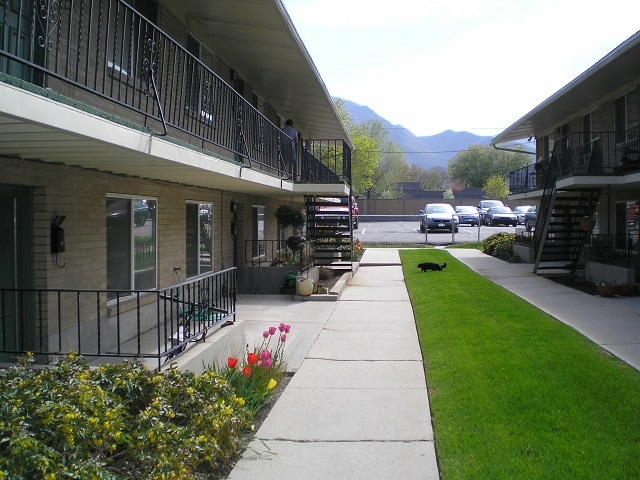 Building Photo - 2117 E 3300 S Rental