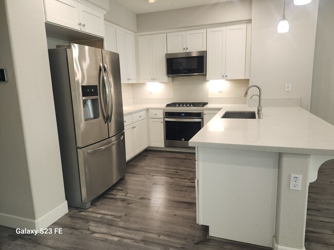 Photo - 1573 De Rome Dr