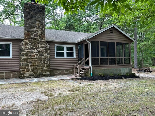 Photo - 1174-1176 Stokes Rd House