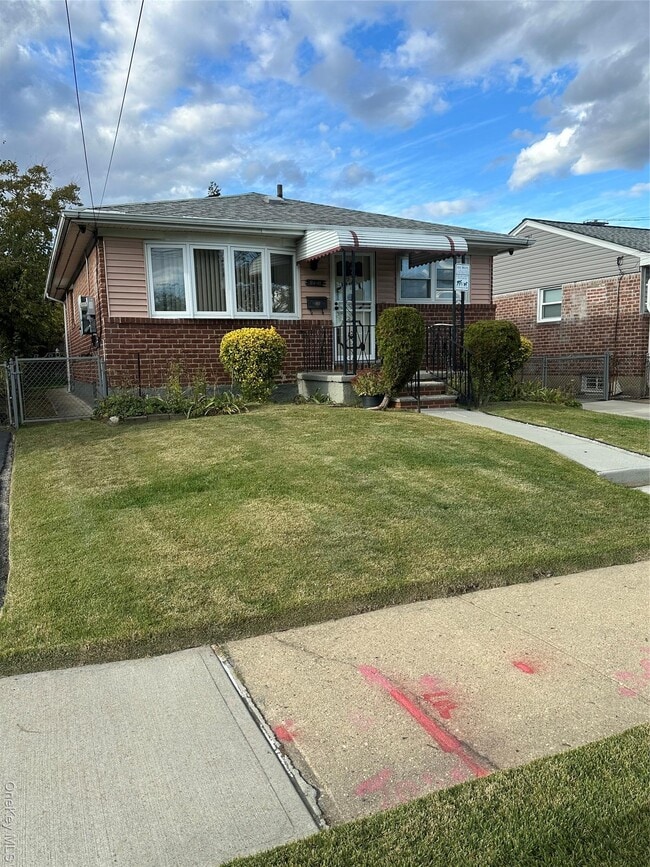 Building Photo - 194-41 Nashville Blvd