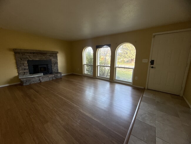 Photo - 3085 W 5685 S