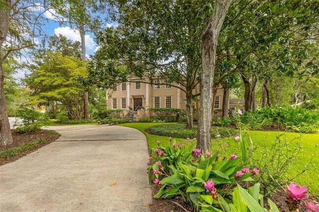 Photo - 210 Settlers Rd