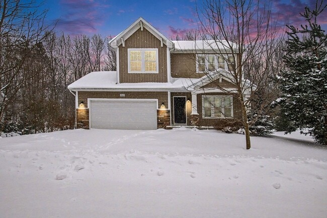 Photo - Outstanding Neighborhood in Saugatuck for Long Term Lease!