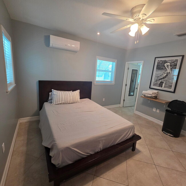 121 Dove Lake Dr