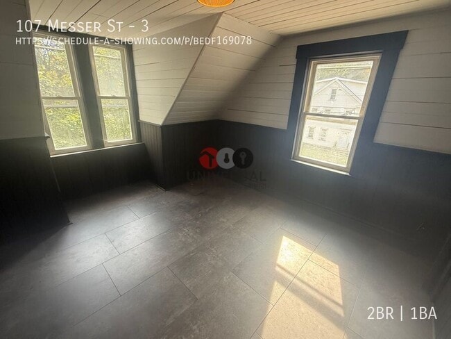 Photo - 107 Messer St Unit 3