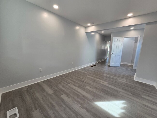 Photo - fif215 Unit 217