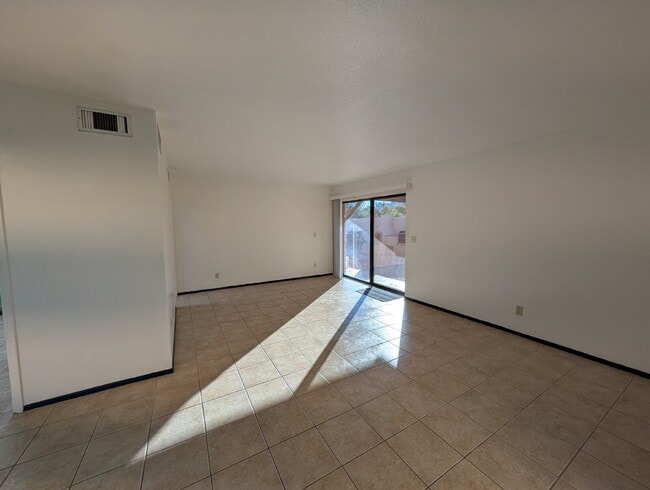 Photo - Beautiful 3-Bedroom Townhome in North Tucson