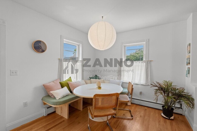 4 Harker Ave