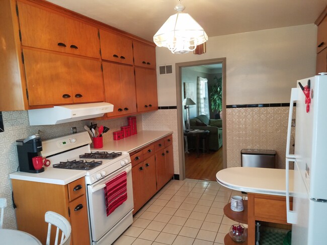 Photo - 1408 Main NE St Unit 1