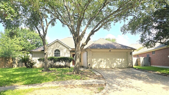 Photo - 4827 Hidden Chestnut Ln