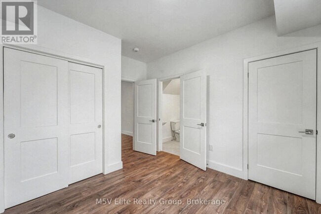 Photo - 6638 McLeod Rd