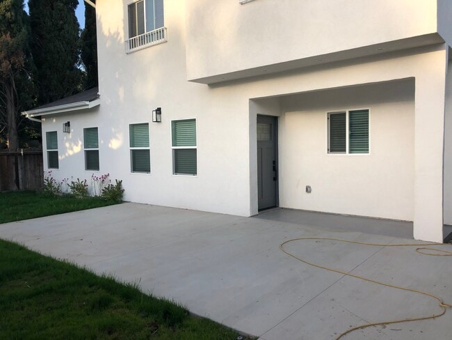 Photo - 6540 Gaviota Ave