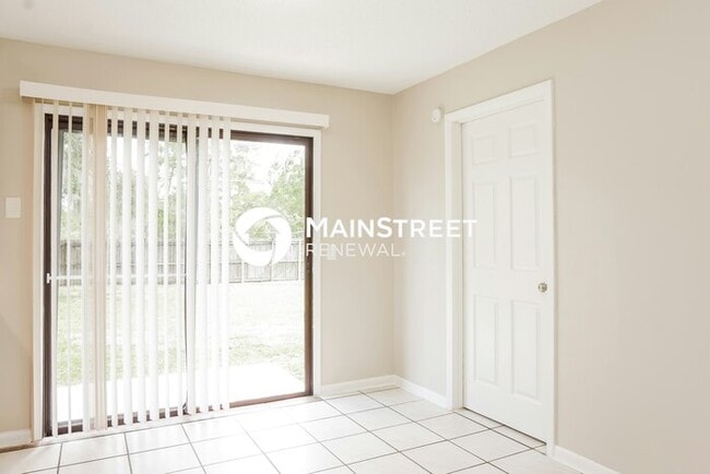 Photo - 3 Bedroom Pet-Friendly Home in Palm Bay, FL with Main Street Renewal