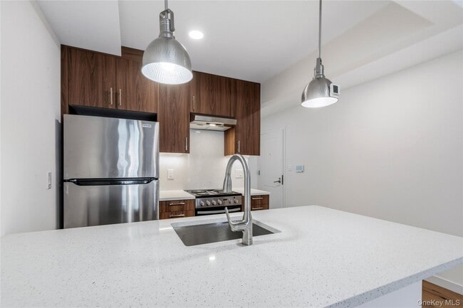 Photo - 62-60 60th St Unit 1