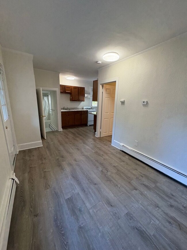 Photo - 17 Essex St Unidad Apt. A