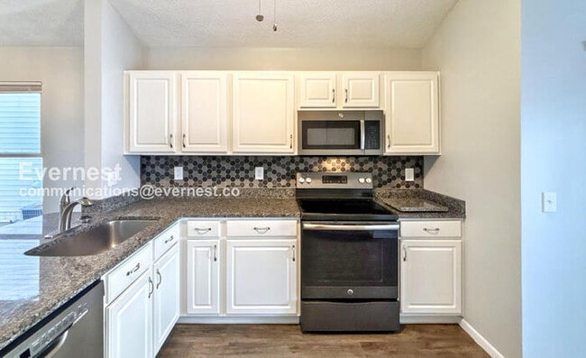 Photo - 3 Bed/2 Bath Home with Garage / Pet-Friend...