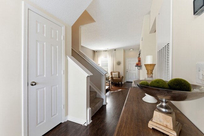 Battle Creek Village Townhomes
