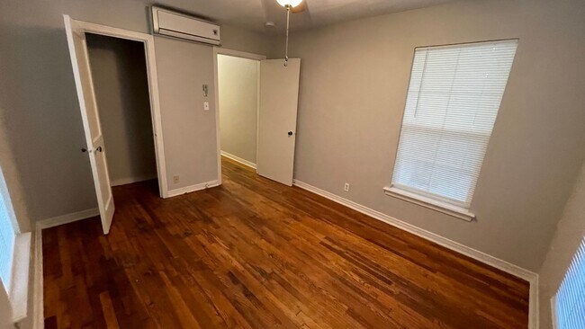 Photo - 4808-4810 Birchman Ave Unit 4808 Birchman Avenue