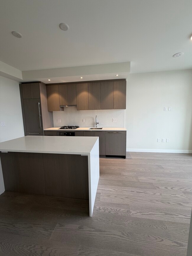 Photo - 6138 Birney Av Unit 1511