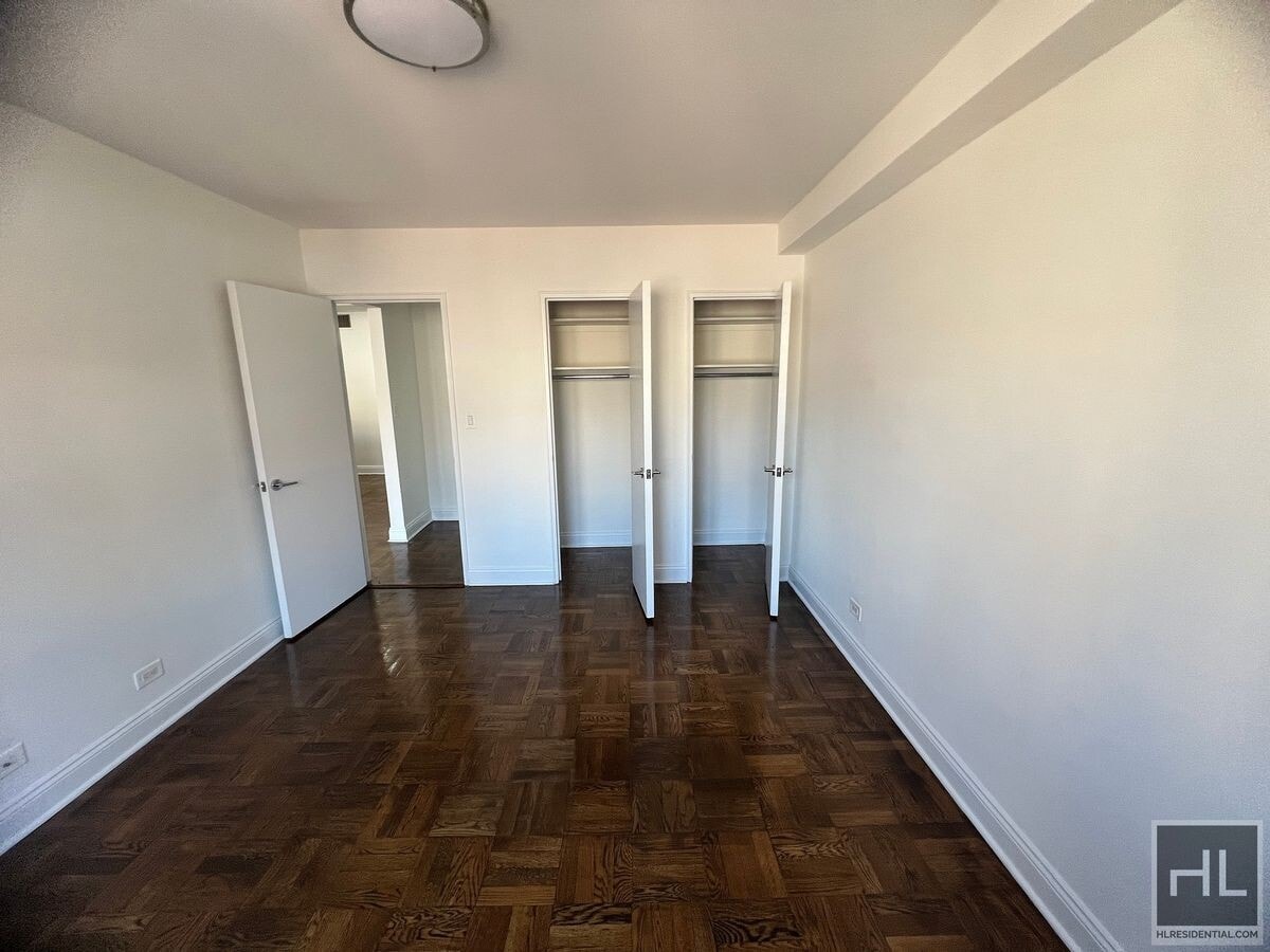 Photo - EAST 35 STREET Unit 15B