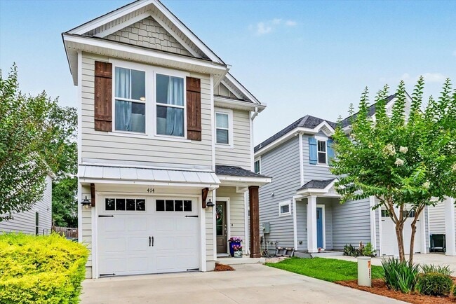 Photo - 414 Grand Oaks Rd