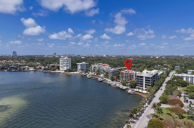 Photo - 1632 S Bayshore Ct Unit 202