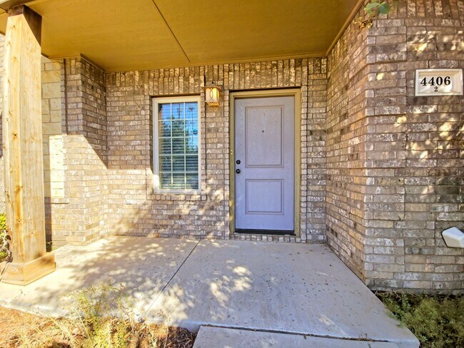 4406 105th St Unit 2