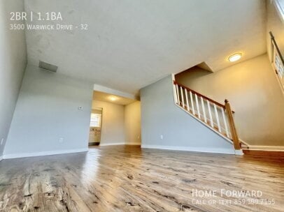 Building Photo - 3500 Warwick Dr Unit 32