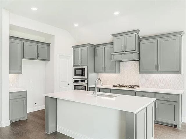 Photo - 1010 Ridgehurst Rd