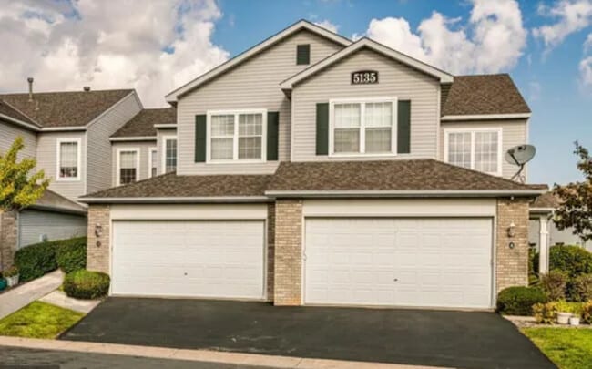 Photo - 5135 Holly Ln N Townhome