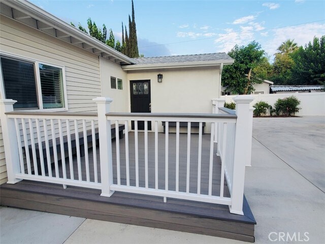 Photo - 25461 Cole St