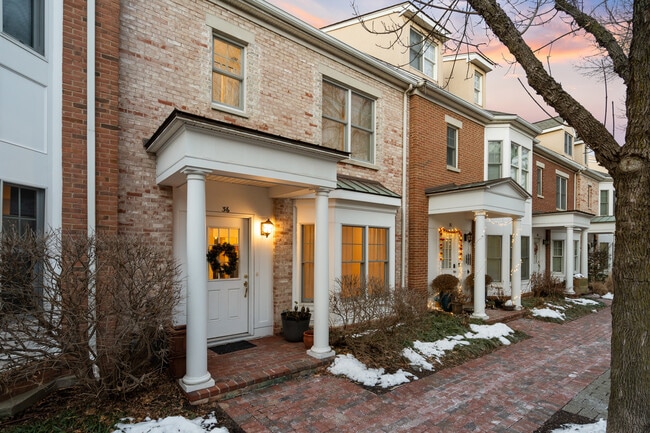 Photo - 36 Independence Way