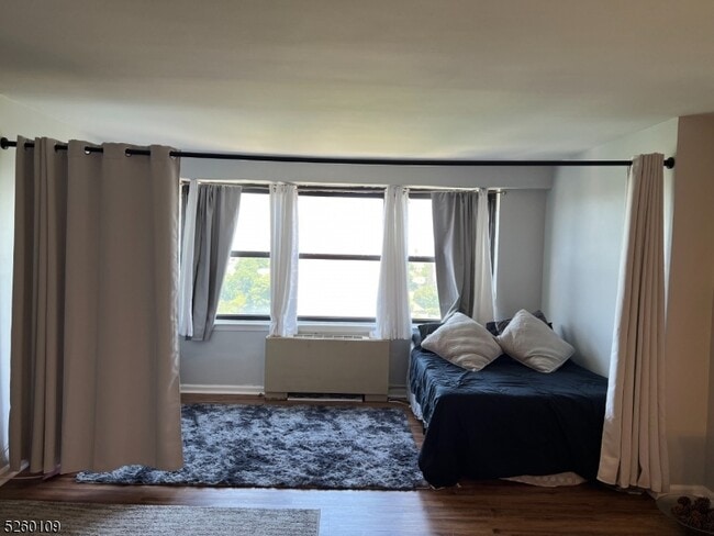 Photo - 285 Aycrigg Ave Unit 12C